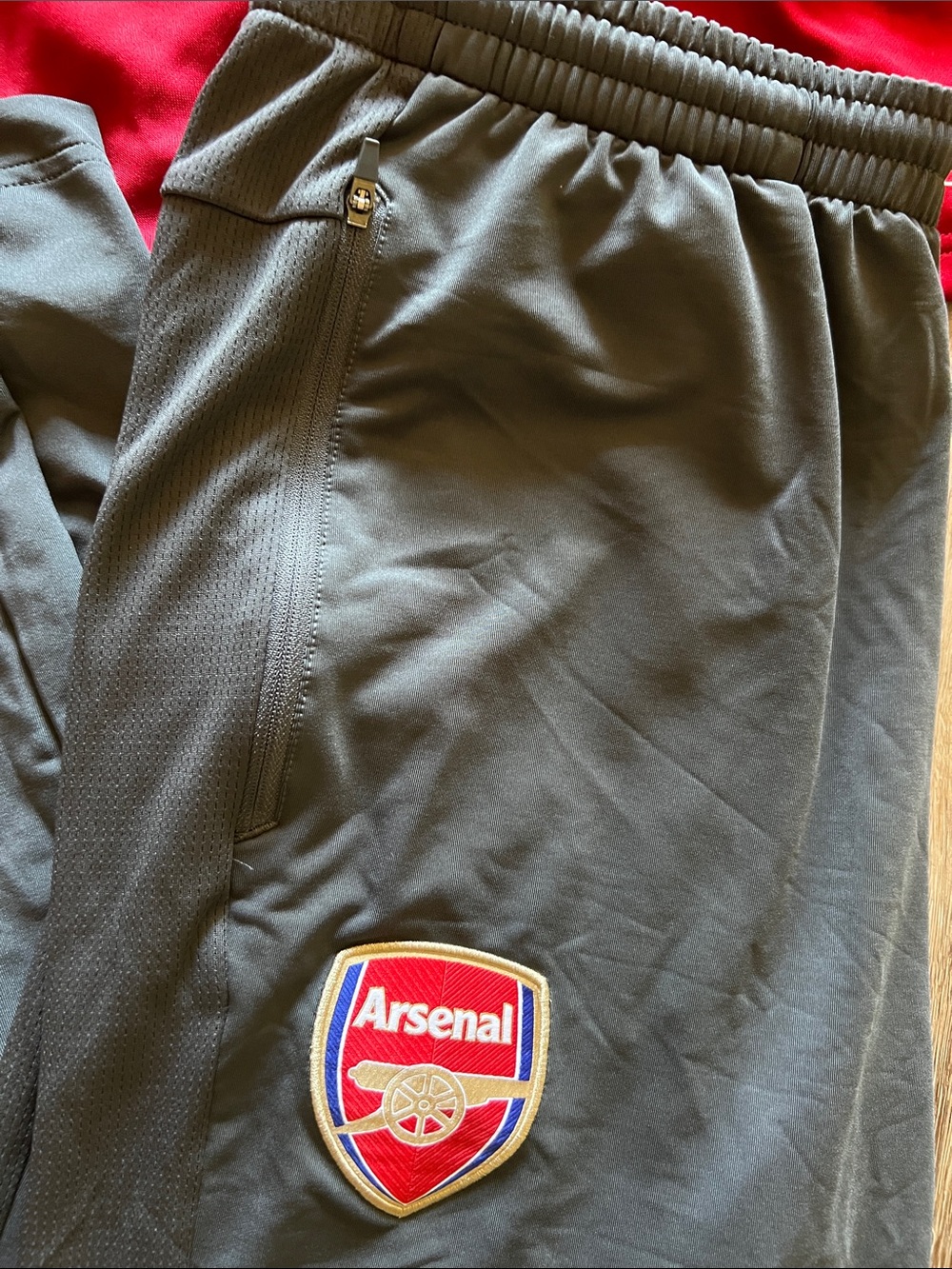 Arsenal Jacket & Pants Set by Puma - Picture 5 of 13
